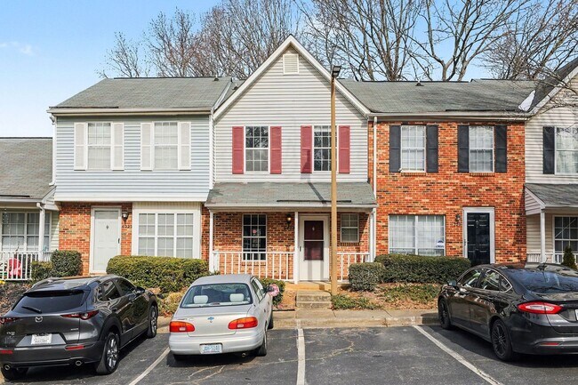Building Photo - Beautiful Ranch Townhome Available for Rent in Charlotte, NC