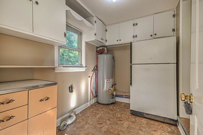 Building Photo - 115 Starlite Dr