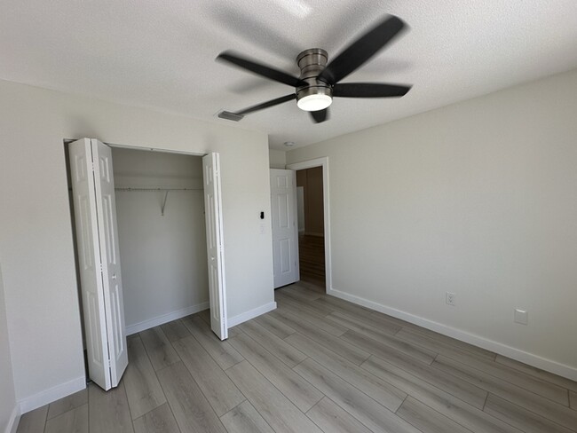 Building Photo - Remodeled 4-bedroom 2 bath 2 car garage in...