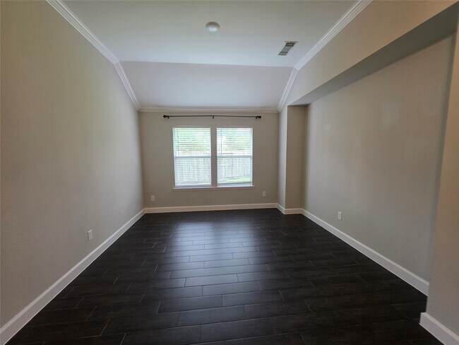 Building Photo - 6146 Bradie Ct