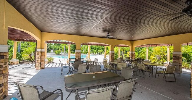 Building Photo - 153 Tuscany Bend St