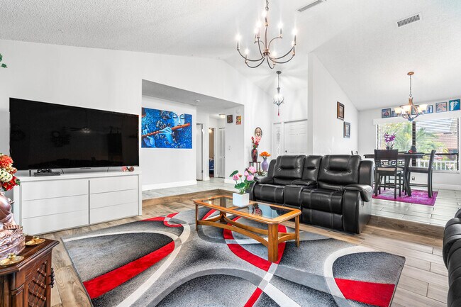 Building Photo - 8541 NW 51st Ct