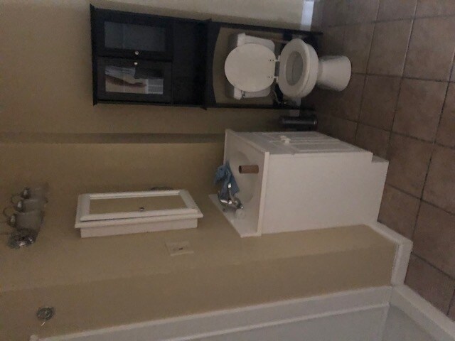 Building Photo - 922 12th St