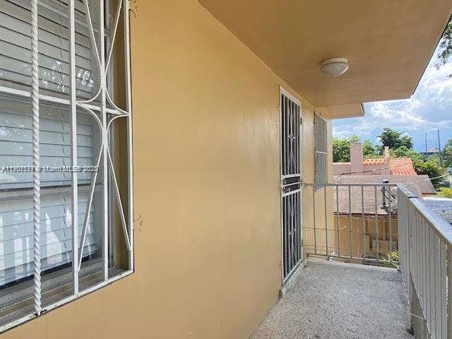 Building Photo - 3432 NW 4th St