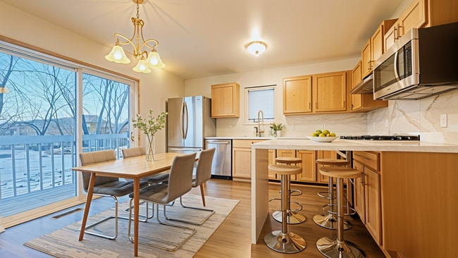 Building Photo - 126 Thomson Ln