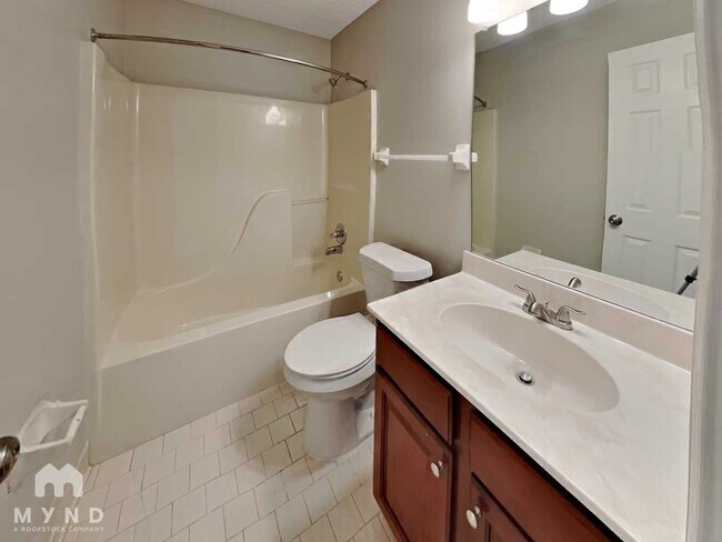 Building Photo - 8123 Country Mill Cove