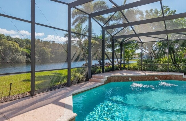 Building Photo - 474 Stonemont Dr