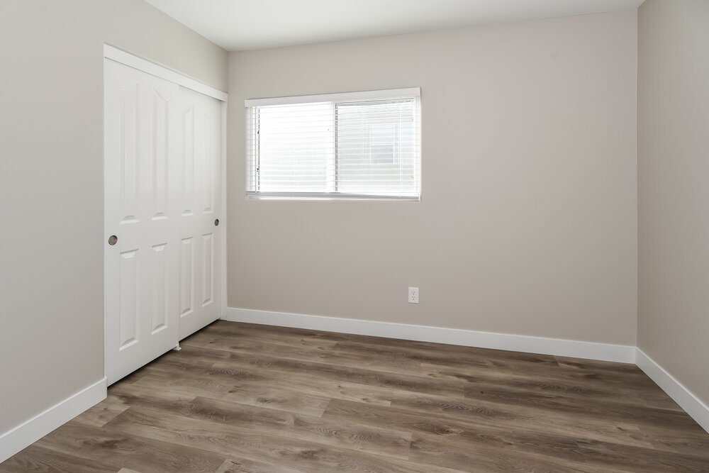 Building Photo - 65 Dutch Colony Ave