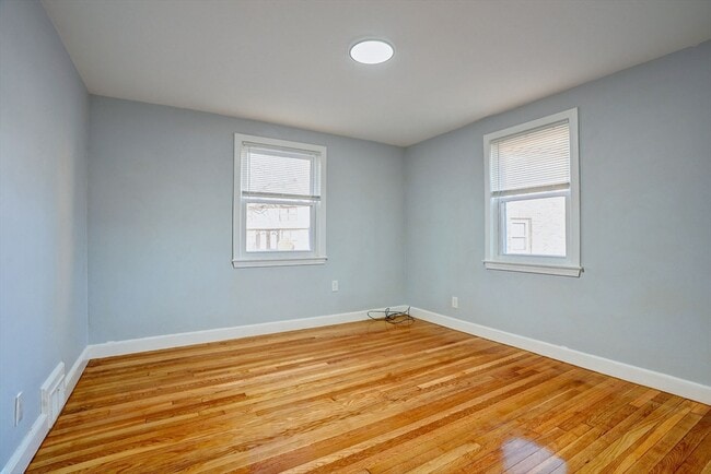 Building Photo - 23 Langley Cir