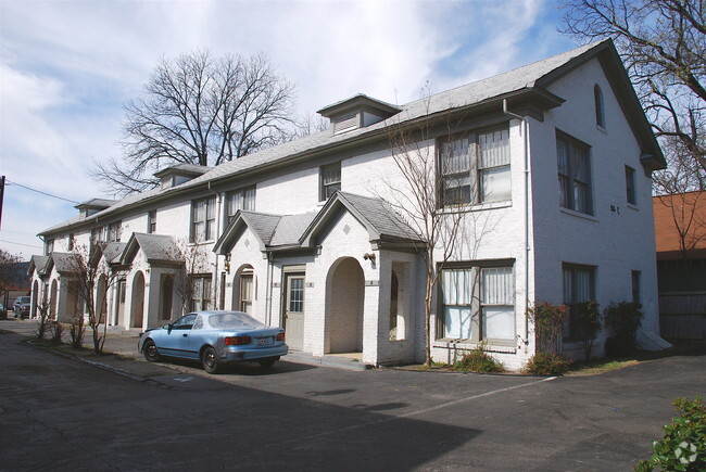 Building Photo - Munger Place Apartments