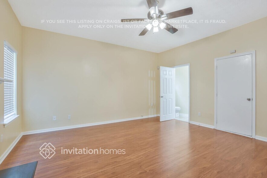 Building Photo - 2952 Two Lakes Cir