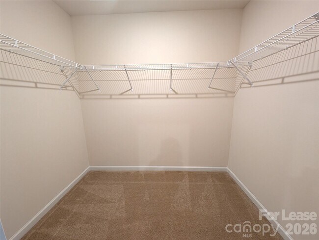 Building Photo - 8321 Kneller St