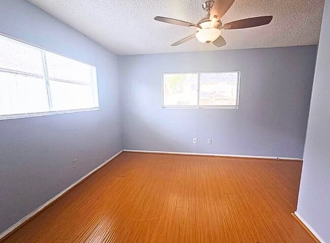 Building Photo - 10919 Pigeonwood Dr