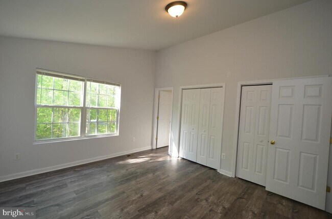 Building Photo - 1161 Gwynne Ave