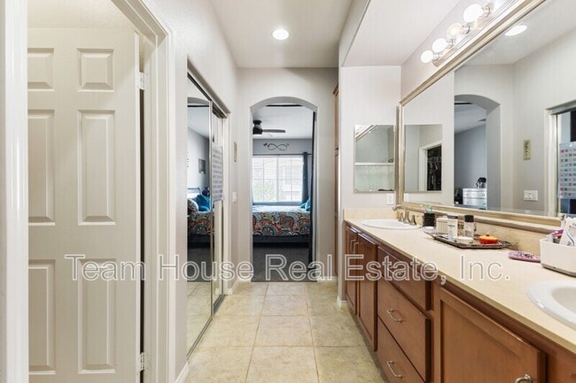 Building Photo - 23919 Brescia Dr