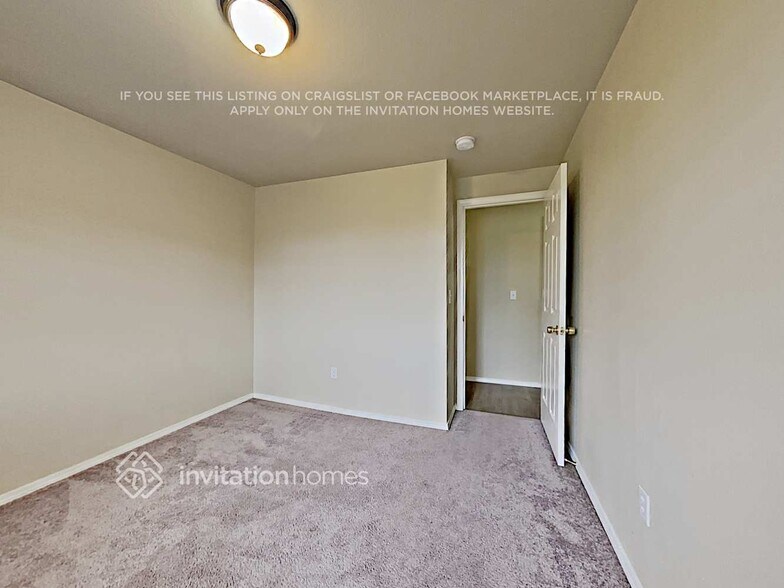 Building Photo - 2225 23rd St Pl SE