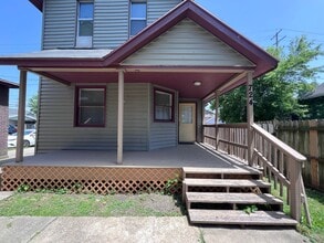 Building Photo - Recently Remolded Single Family Home within Blocks of Downtown Grand Rapids!