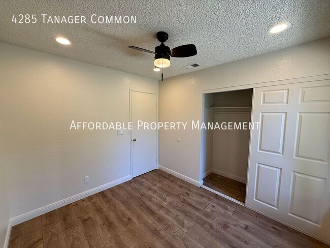 Building Photo - 4285 Tanager Common