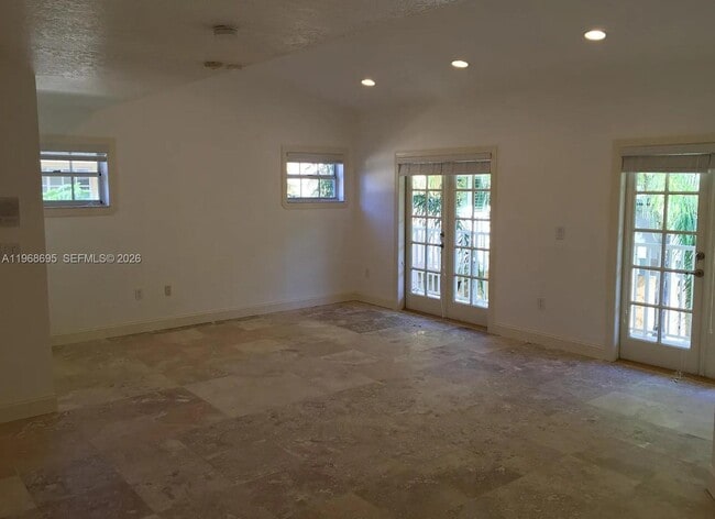 Building Photo - 3087 Shipping Ave