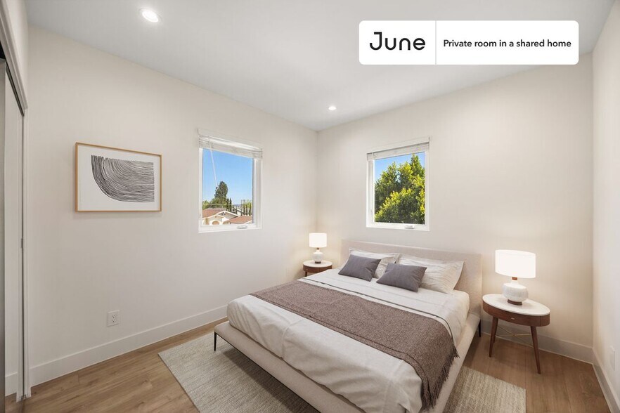 Primary Photo - Room in Shared 4 bed/4 bath home