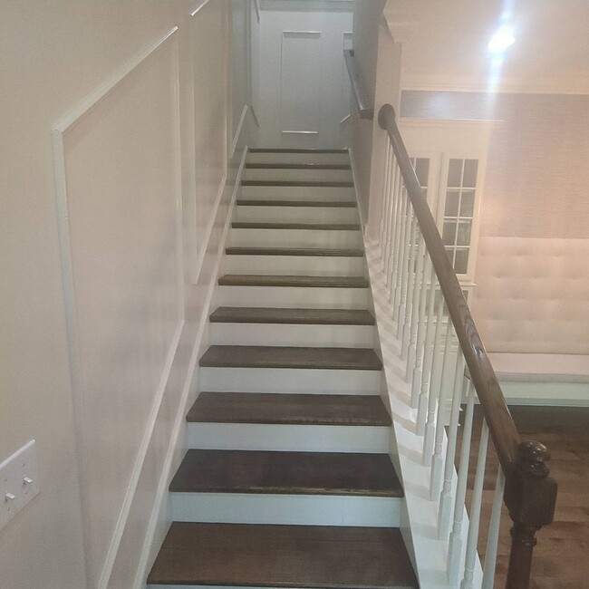 Building Photo - Beautiful 5 bed 4.5 bath in Holly Springs!