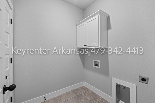 Building Photo - 800 Fallon St