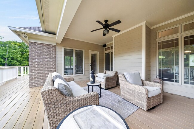 Building Photo - 9027 Cimarron Ct