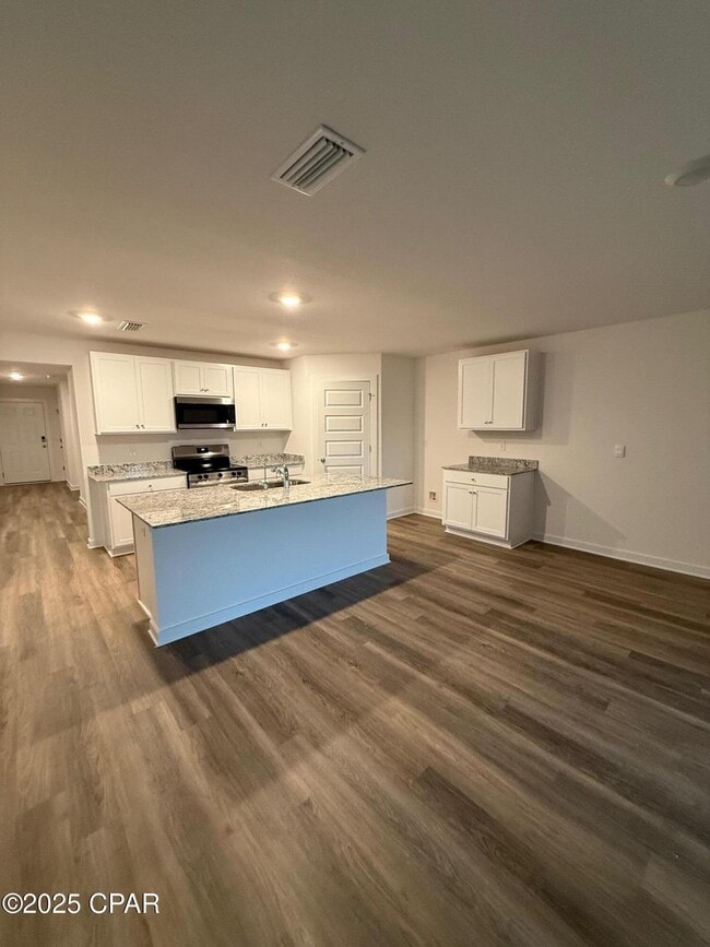 Building Photo - 135 Dockside Rd