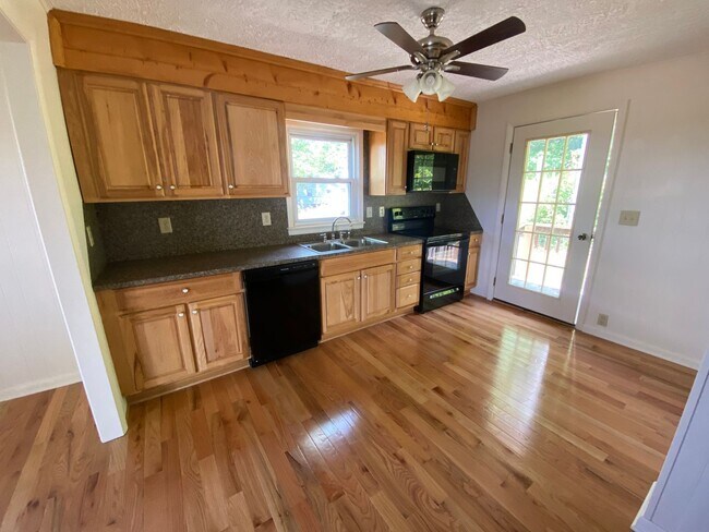 Building Photo - Breathe Deep. Live Easy. Love the Mountains!