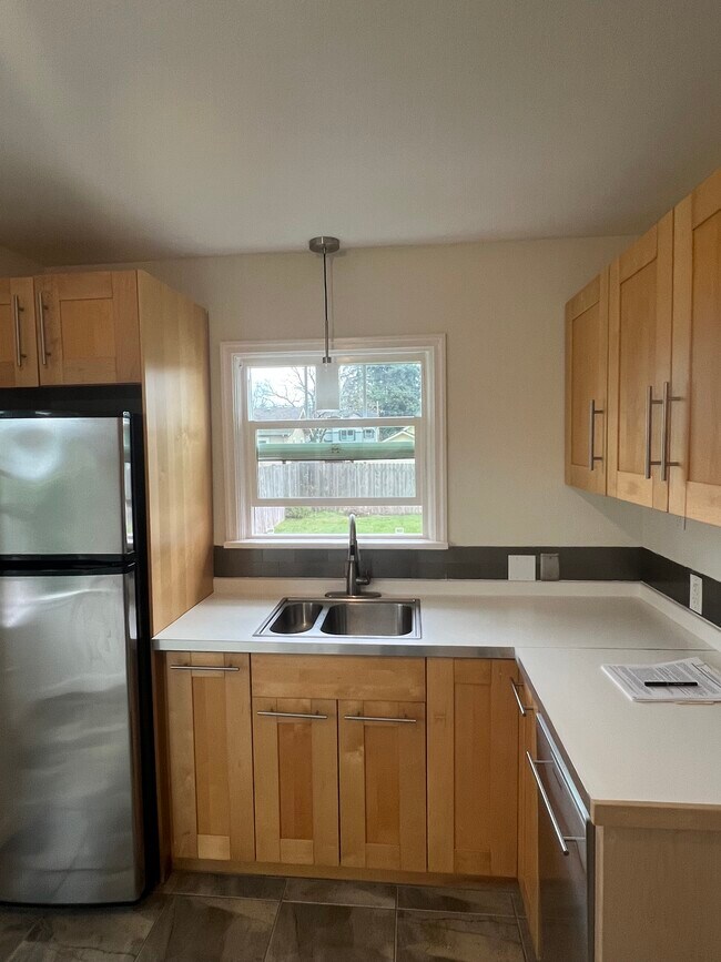 Building Photo - 2715 O St