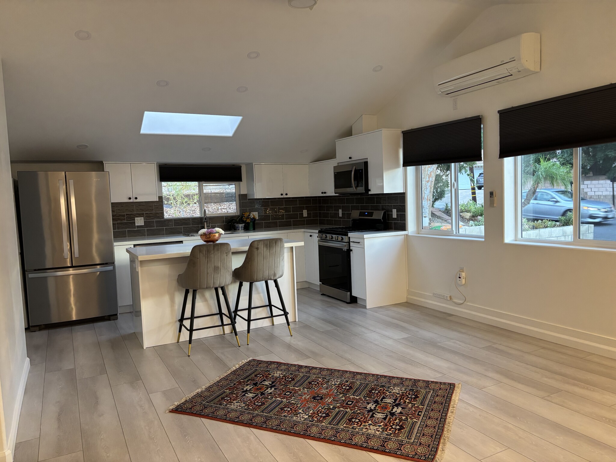 Very nice island - 6999 Darnoch Way