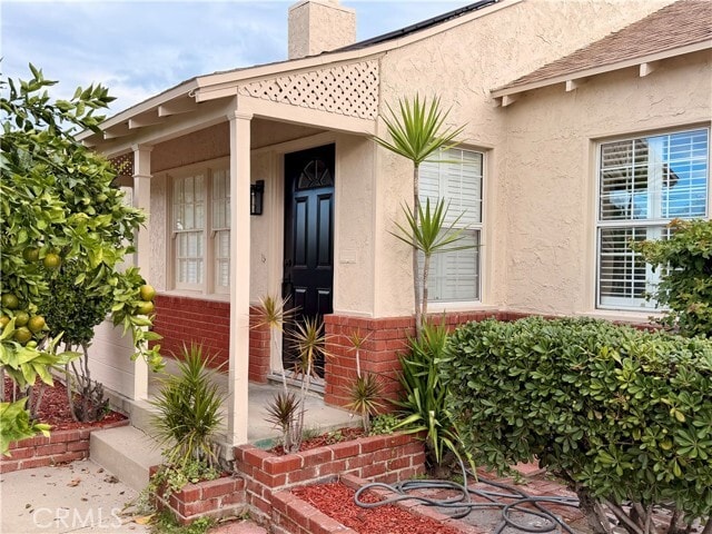 Building Photo - 5912 Carpenter Ave