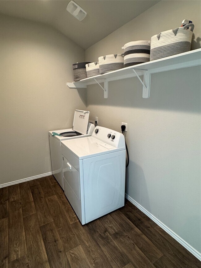 Building Photo - 22826 Panaro River Dr