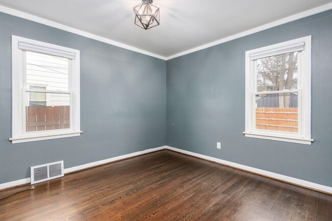 Building Photo - 23005 California St