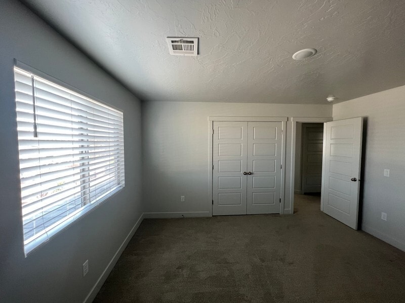 Building Photo - 4095 Phobos Ln
