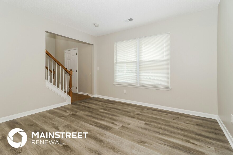 Building Photo - 13 Rosebury Ct