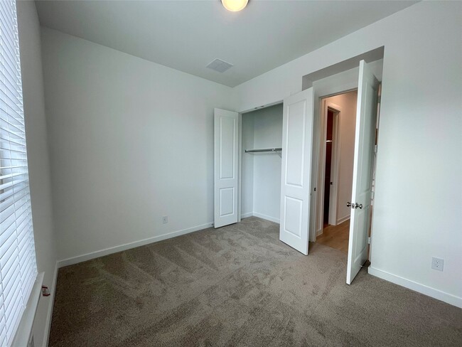Building Photo - 16518 Amber Patina Ln