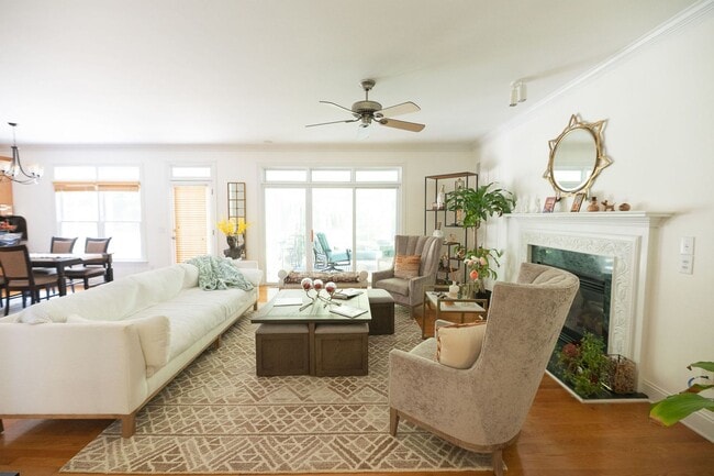 Building Photo - Spacious & Striking 3-story brick Executive 4 bedroom 4.5 bathroom home in Oak Ridge NC + Lawn ca...