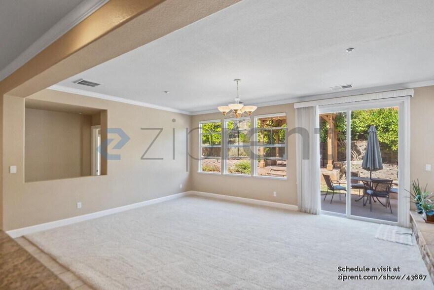 Building Photo - 5849 Penwood Ln
