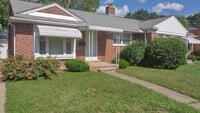 Building Photo - 9928 Roseland St
