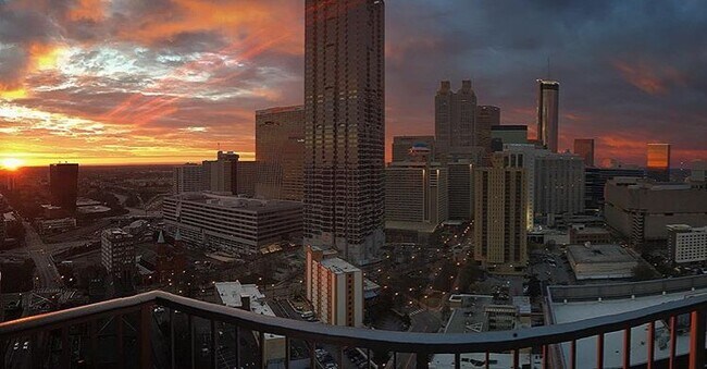 Building Photo - 400 W Peachtree St NW