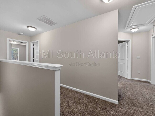 Building Photo - 6446 Grey Fox Way