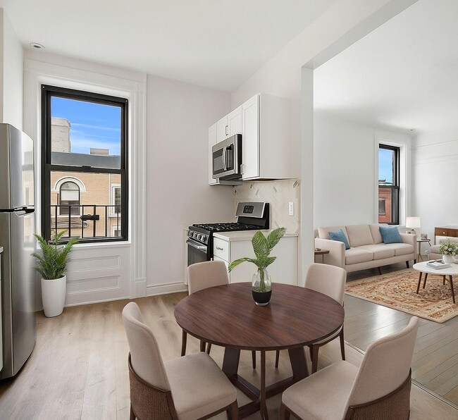 Building Photo - 251 10th St