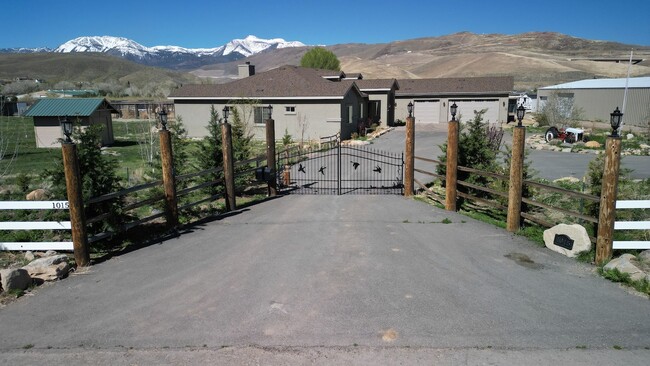 Building Photo - 5 Bedroom One of a Kind - Horse Property -...