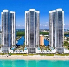 Building Photo - 15901 Collins Ave