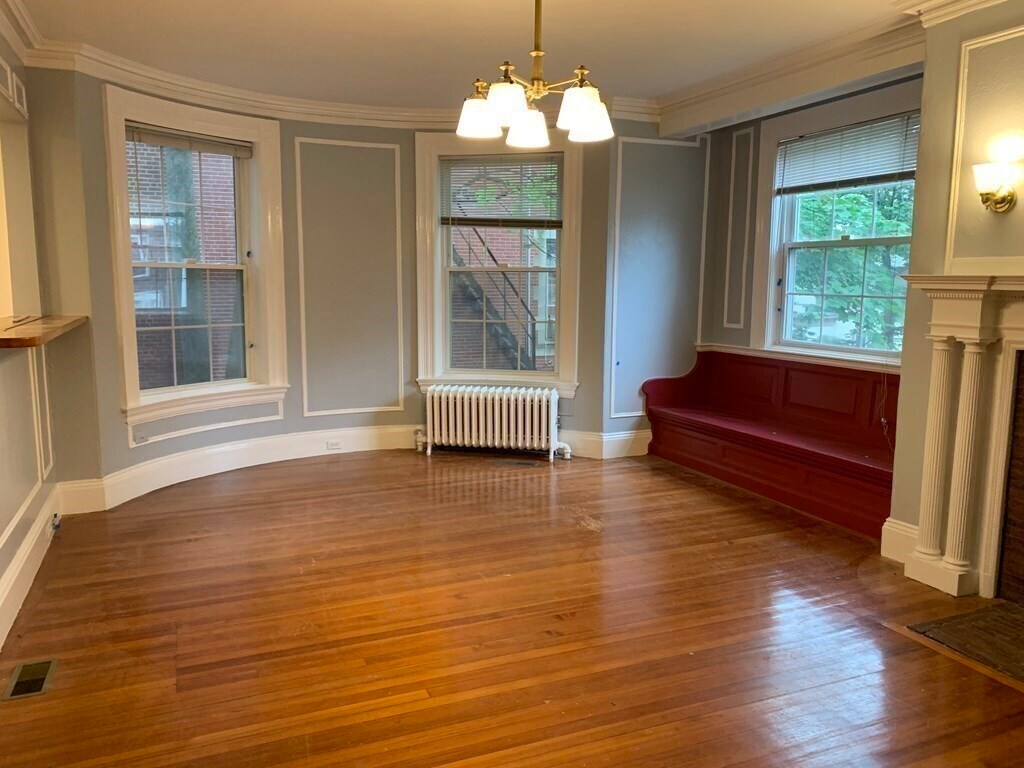 Building Photo - 19 Braemore Rd