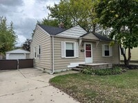 Building Photo - 2 bedroom ranch with garage and fenced yard