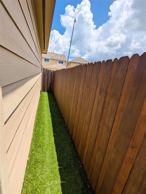 Building Photo - 7206 Sunburst Meadow Dr