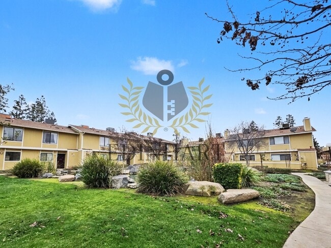 Building Photo - 4885 N Backer Ave