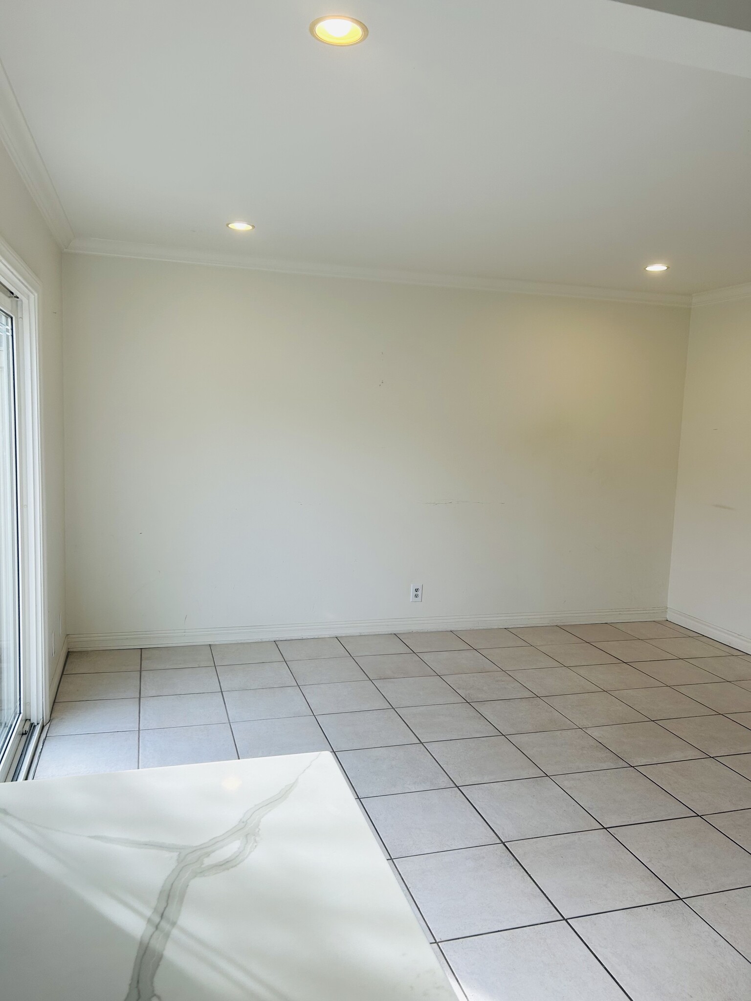 Dining area - 9808 Via Sonoma
